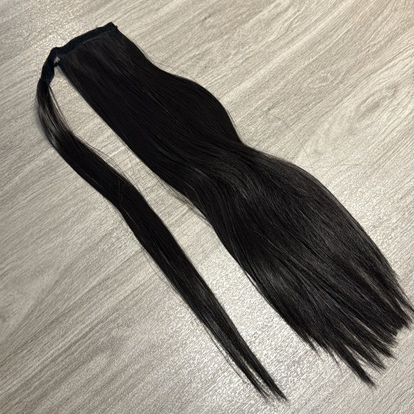 22” inch Straight Hair Ponytail Extension #2 - Picture 4 of 7